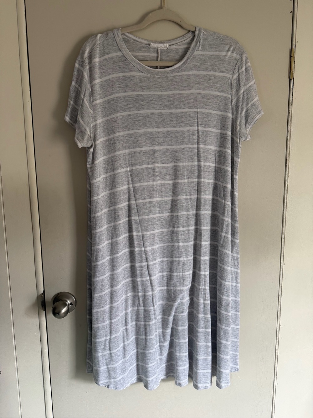 Reborn J Light Gray & White Striped Midi Dress